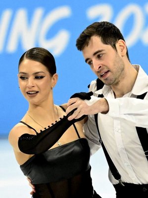 Oleksandra Nazarova - Maksym Nikitin